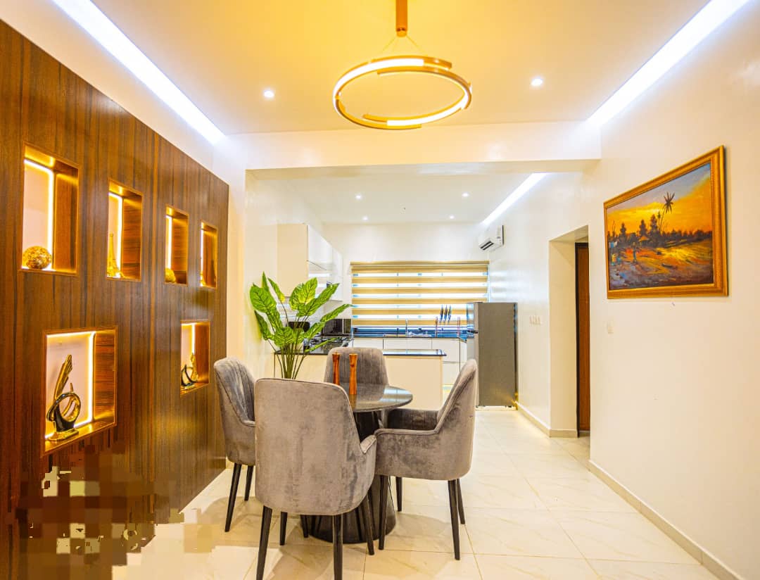 Exquisitely furnished 3 bedroom apartment